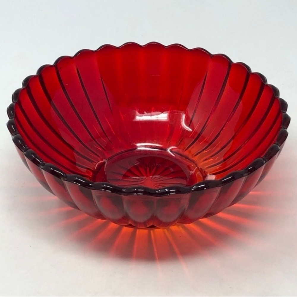 Vintage Amberina Glass Ribbed Bowl